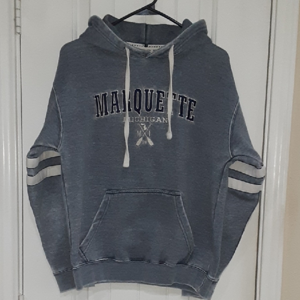 Vintage U.S. Vintage 1965 Collection Marquette Michigan Hoodie - Small